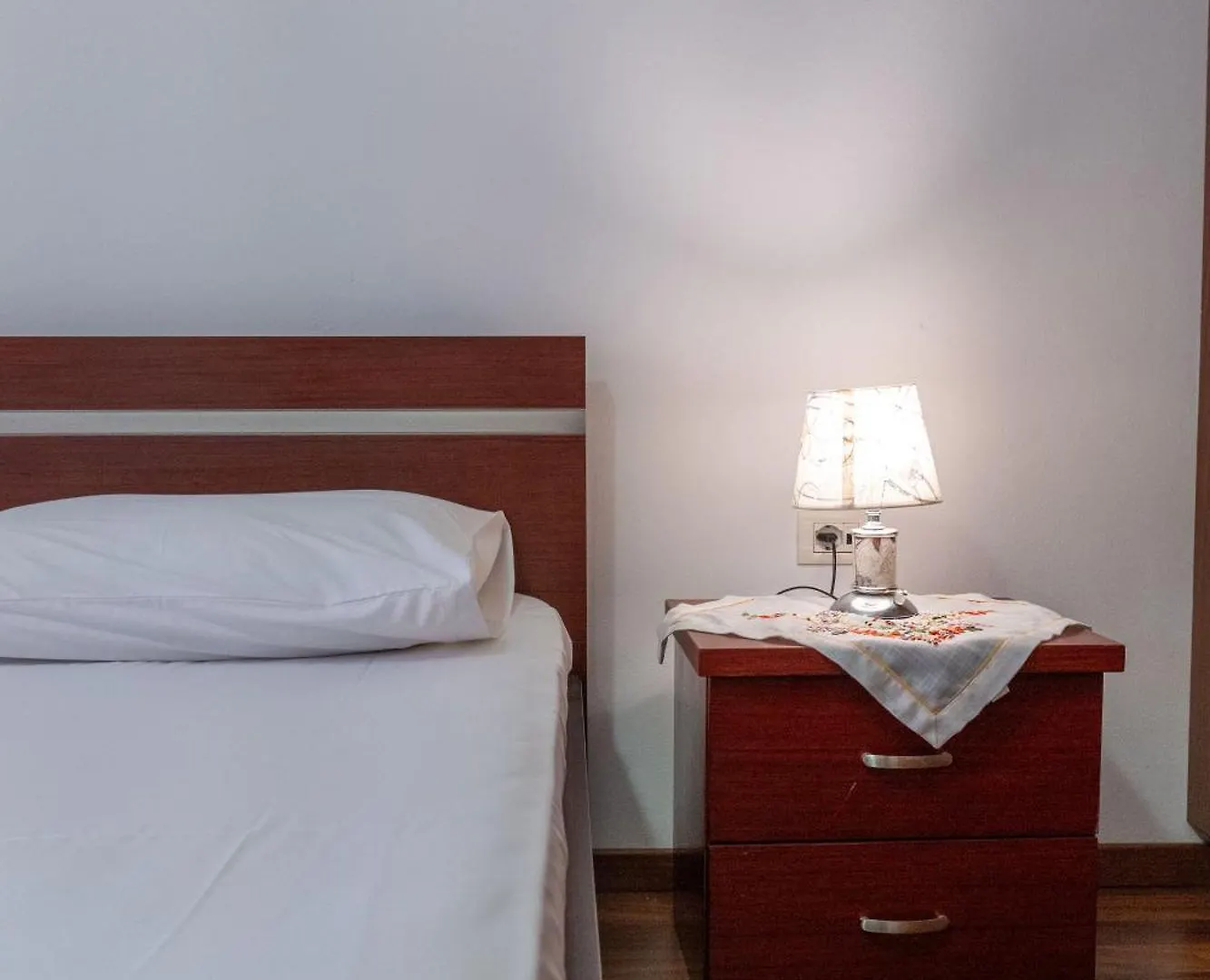 Sunshine Apartments Sarandë