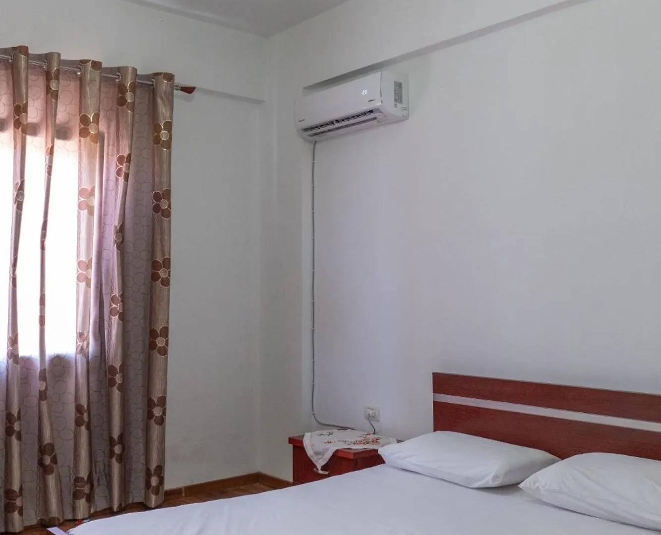 Sunshine Apartments Sarandë