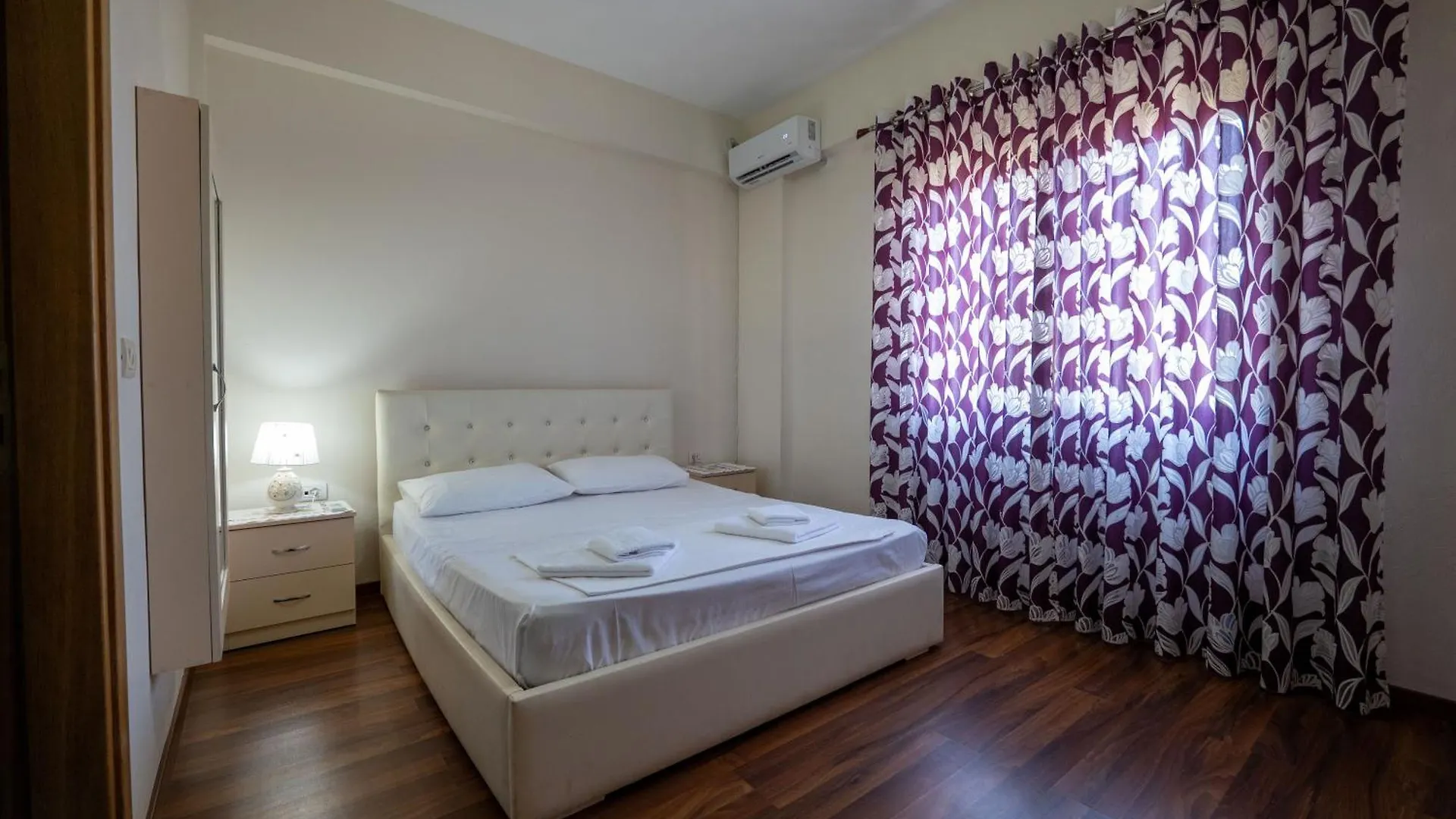 Sunshine Apartments Sarandë