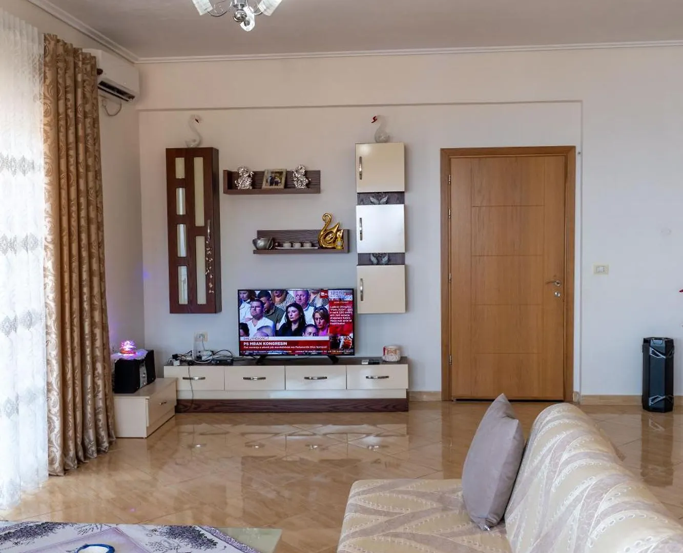 Sunshine Apartments Sarandë